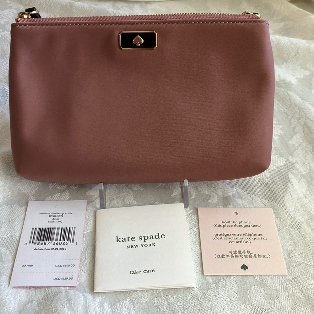 Kate Spade NWT Medium Double Zip Wristlet NEW PRICE!!